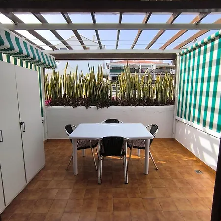 Apartment Parque Royal 1 *