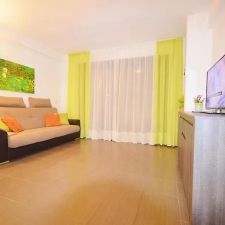 Appartamento Parque Royal 1 *